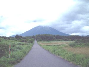 霊峰：大山を望むバイクコース