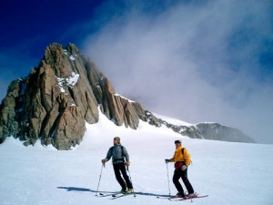 フランス・モンブラン大氷河でのスキー滑降（08年２月）