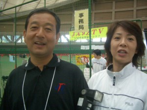 26年間、大会と共に歩んできた寺田夫妻（07年９月、2007KOMATSU全日本鉄人レースの大会会場にて撮影）